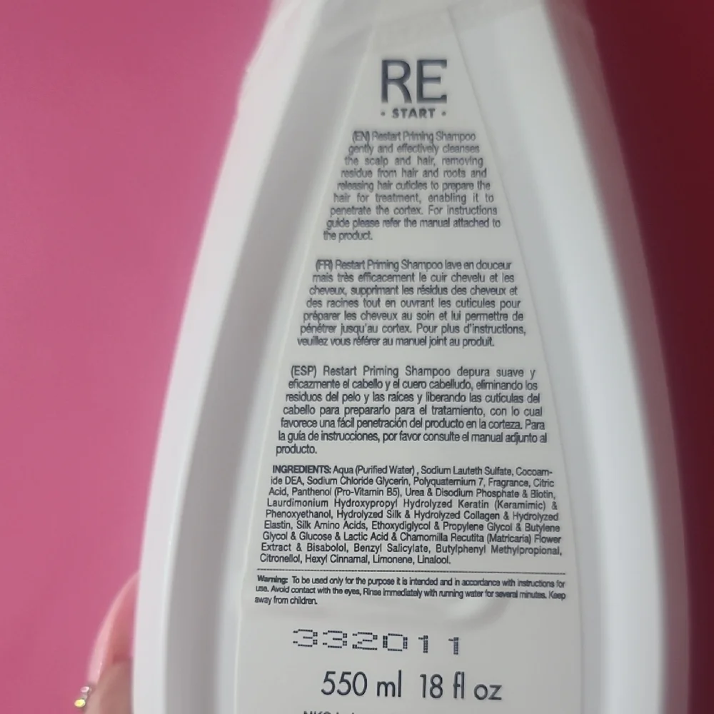 Priming Shampoo - White